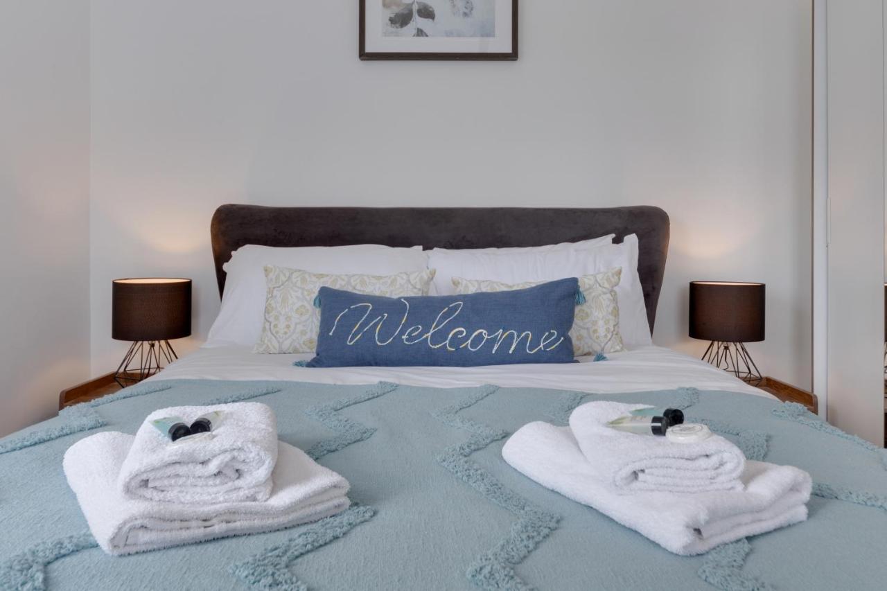 Suites By Rehoboth - M'Nuchah - Camden Road Londra Dış mekan fotoğraf